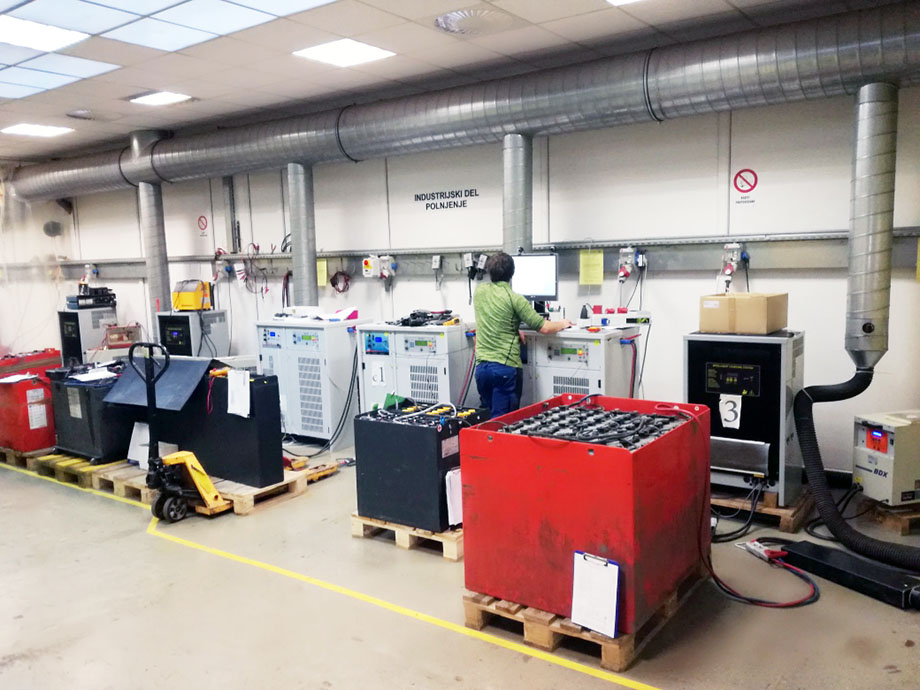 BSI servis - polnilnica